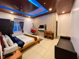 Royal Queen (Non AC)